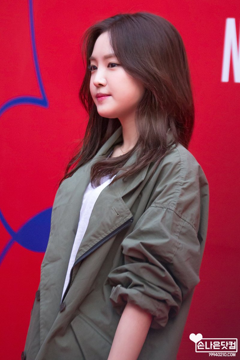 ApinkCompiler's tweet photo. 160322 #Apink #Naeun at Seoul Fashion Week NOHANT (7fansites/61pics)
https://t.co/eOCKK9yEzj https://t.co/ZWfRxFFfdS