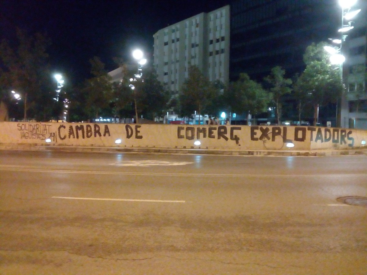 A les 8 vaguistes de #LaVagaAjudici no les empresonen ni explotadors, ni institucions al servei dels poderosos.