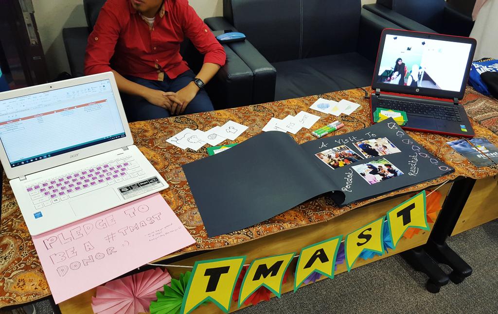 tellmeastorytoo's tweet photo. #TMAST's booth is ready!! Come to Eh, UIA! and visit our booth!π https://t.co/Yvl7S2ezZp