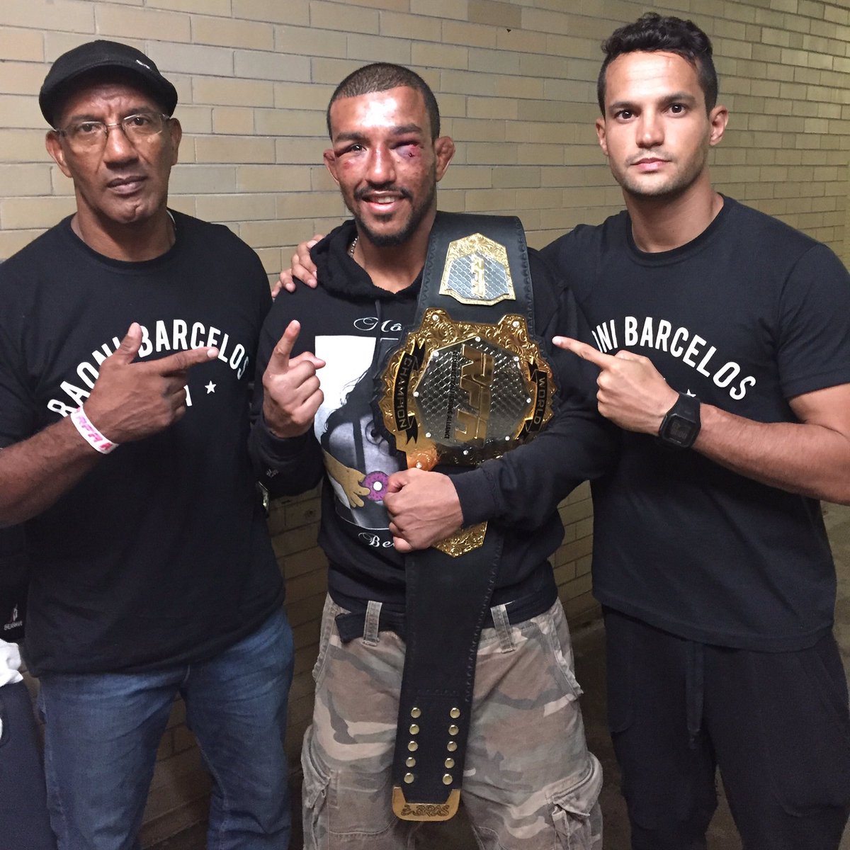 RFAfighting's tweet photo. Congrats to @RFAfighting #featherweight champion @RaoniBarcelos on defending his title tonight!
#RFA39
#andSTILL 🇧🇷 https://t.co/tKDQmiwwLw