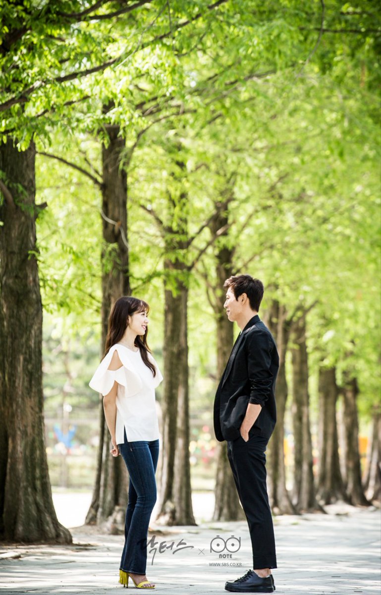 Kpoparkshinhye's tweet photo. #닥터스  #박신혜  #朴信惠 https://t.co/I0AirEPahf