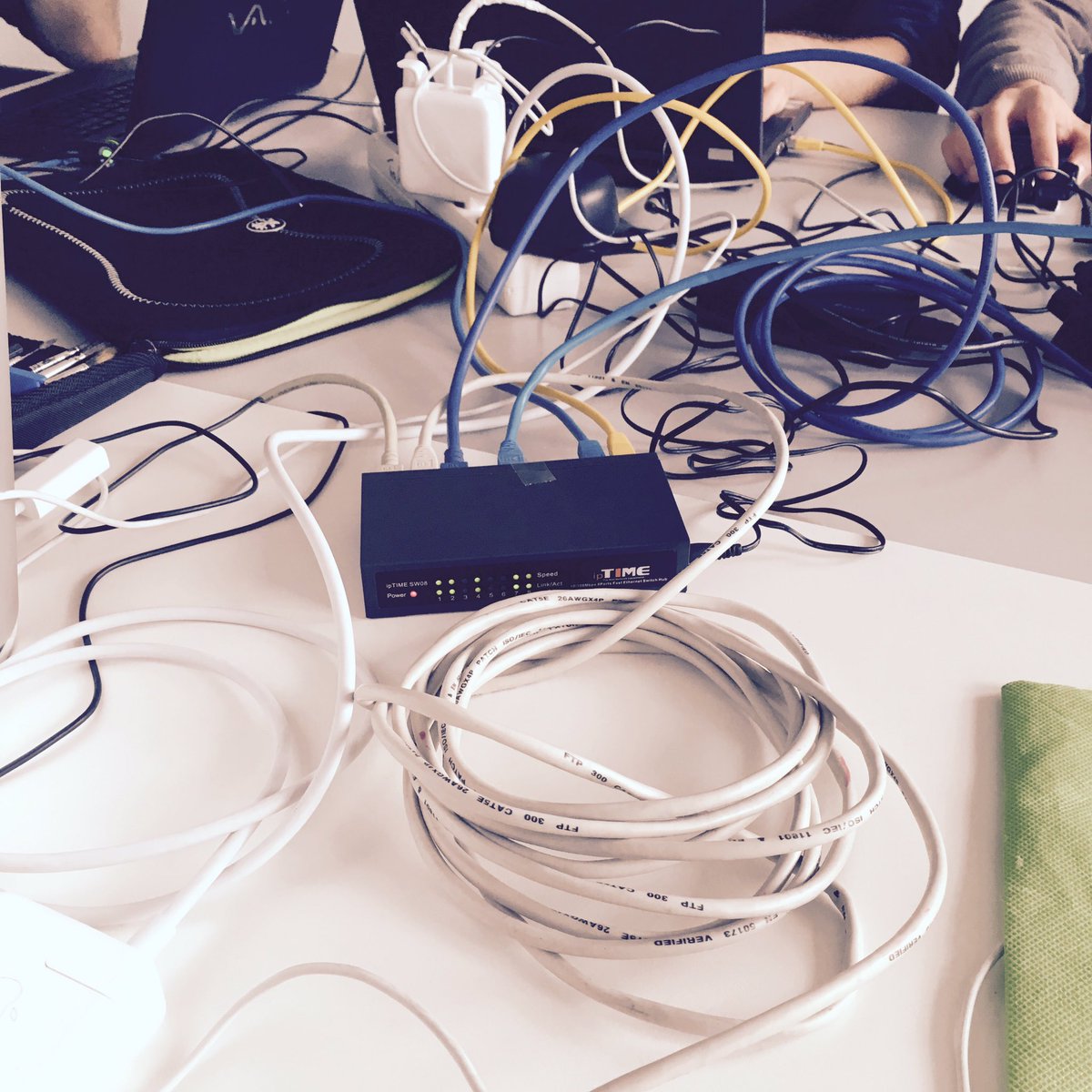 Lanparty @ #frhackathon16 #321work