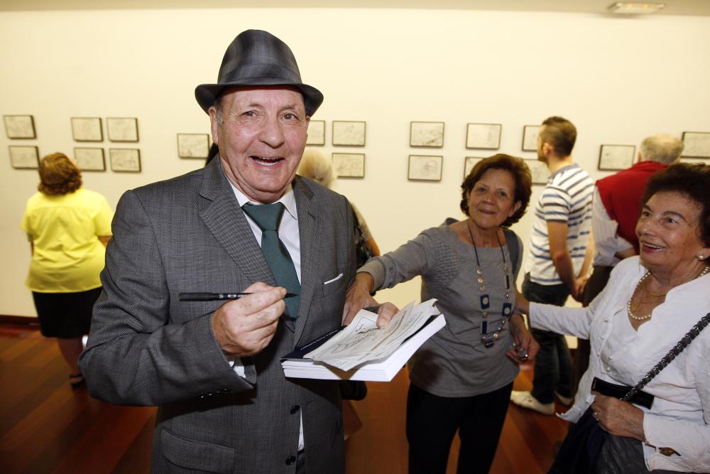 Farodevigo's tweet photo. #DEP Adiós a Quesada, el inolvidable humorista gráfico de FARO https://t.co/UEfyNnFamk https://t.co/D1CrCs3fy1