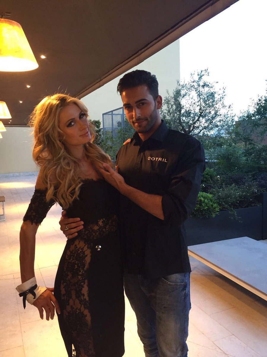 MarcoArtesani's tweet photo. Paris Hilton #cotril #wearecotril @cotrilspa @ParisHilton 🇮🇹❤️❤️❤️ https://t.co/81d1ynRDtx