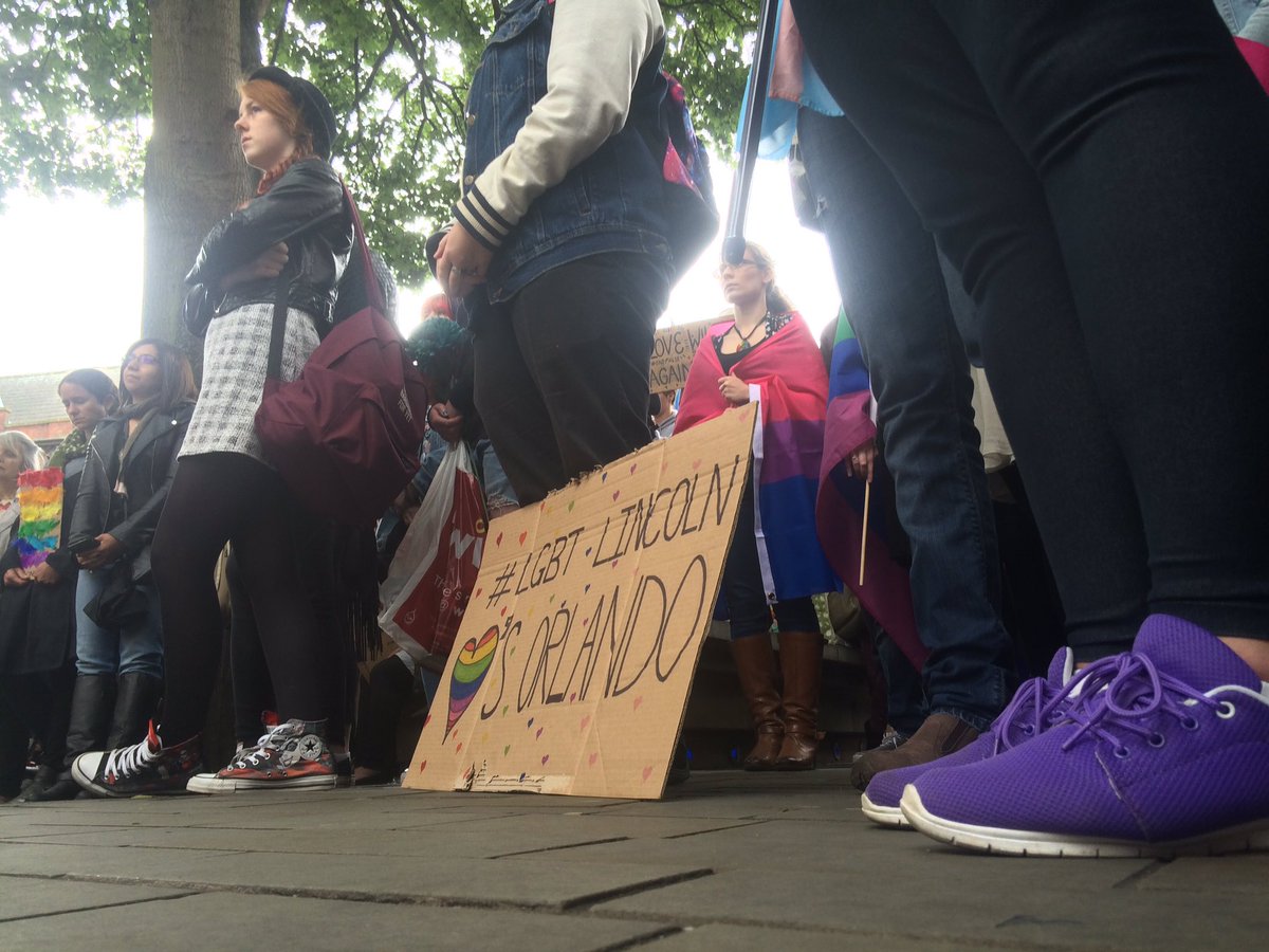 Names of victims read out. Speakers now. #vigil #Orlando #Lincoln
