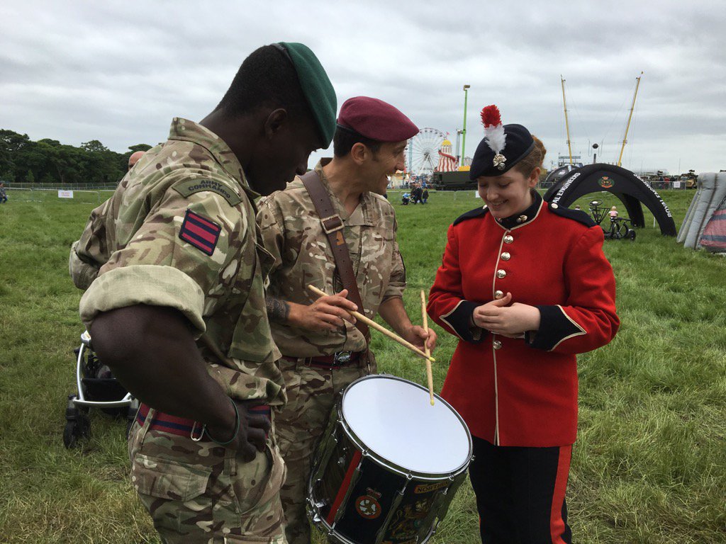 NorthumbriaACF's tweet photo. @CassinoBand new recruits? #corpsofroyalengineers @CadetForceBands https://t.co/CN3g3k9caJ