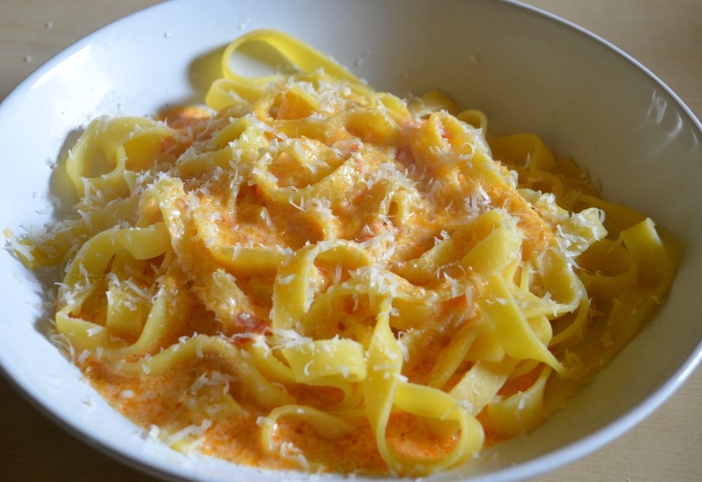 _TodaysFineFood's tweet photo. Today's fine food: Fresh talgiatelle with a sauce from peperoncini paste, creme fraiche, butter and sherry. https://t.co/r8FR4AeNDG