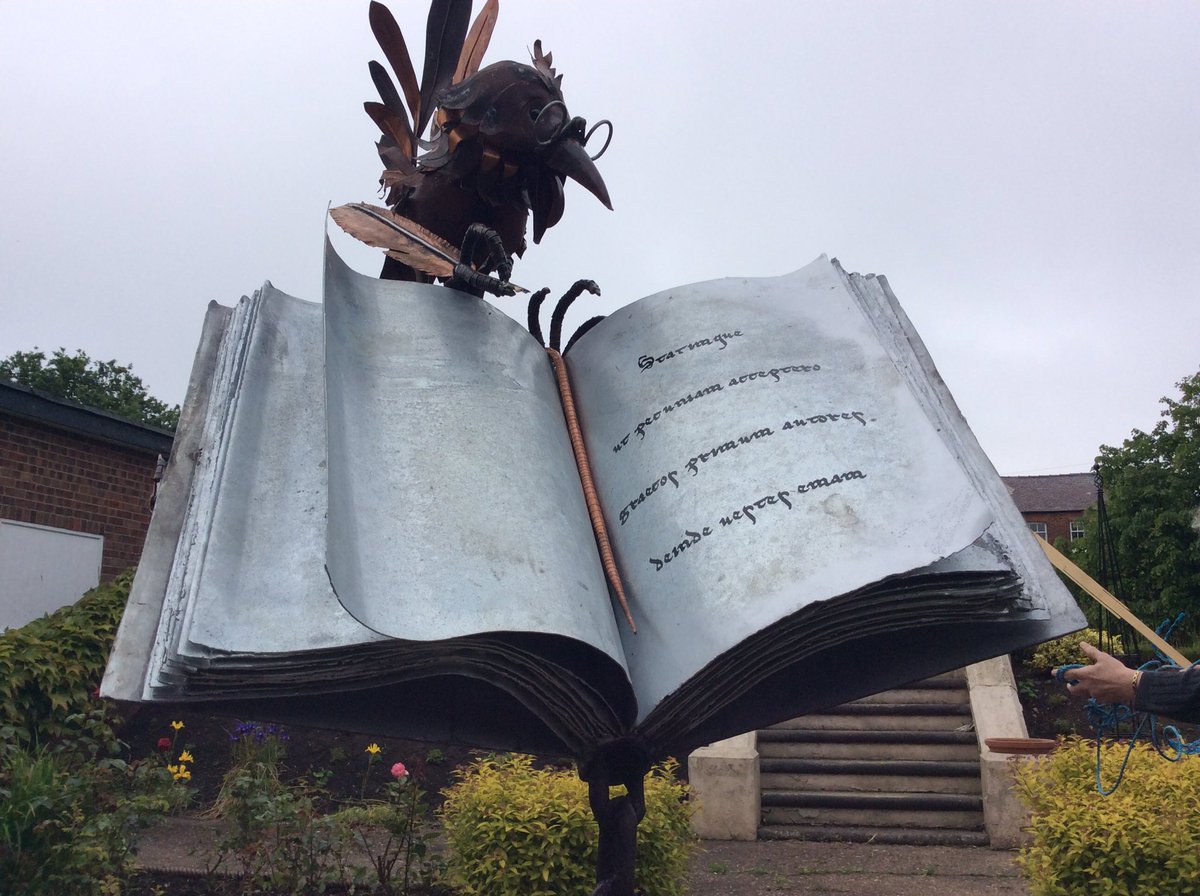 GraculusSculpt's tweet photo. 'ROOKWORM' commission installed! #sculpture #bookworm #garden #books #scriptorium #library #archive #medieval https://t.co/X1HSLqTy7v