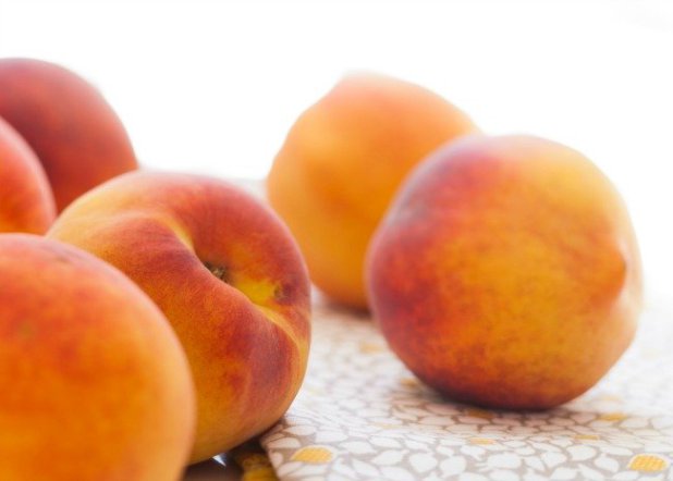 wayne_rita's tweet image. Just Peachy: How To Buy, Store, And Eat Peaches - bit.ly/1tBAWTw