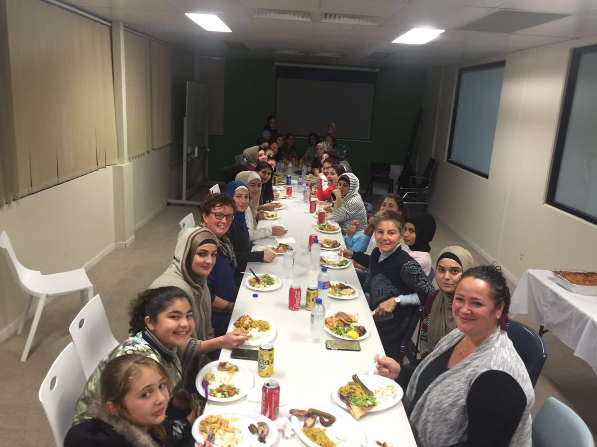 tash_hill1's tweet photo. Iftar with #ANSC girls & @cdsfafootball female committee members #CDSFA #iftar #ramadan #gatherings #femalefootball https://t.co/QZDDN8vgMB