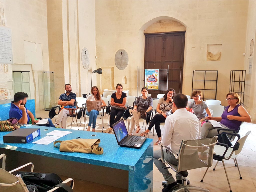 giocolonna's tweet photo. Qui al #ParcoArcheologicoManduria, fervono i preparativi. Con @Confguide c'è un Parco e tante storie da raccontare! https://t.co/d06uBSkC90