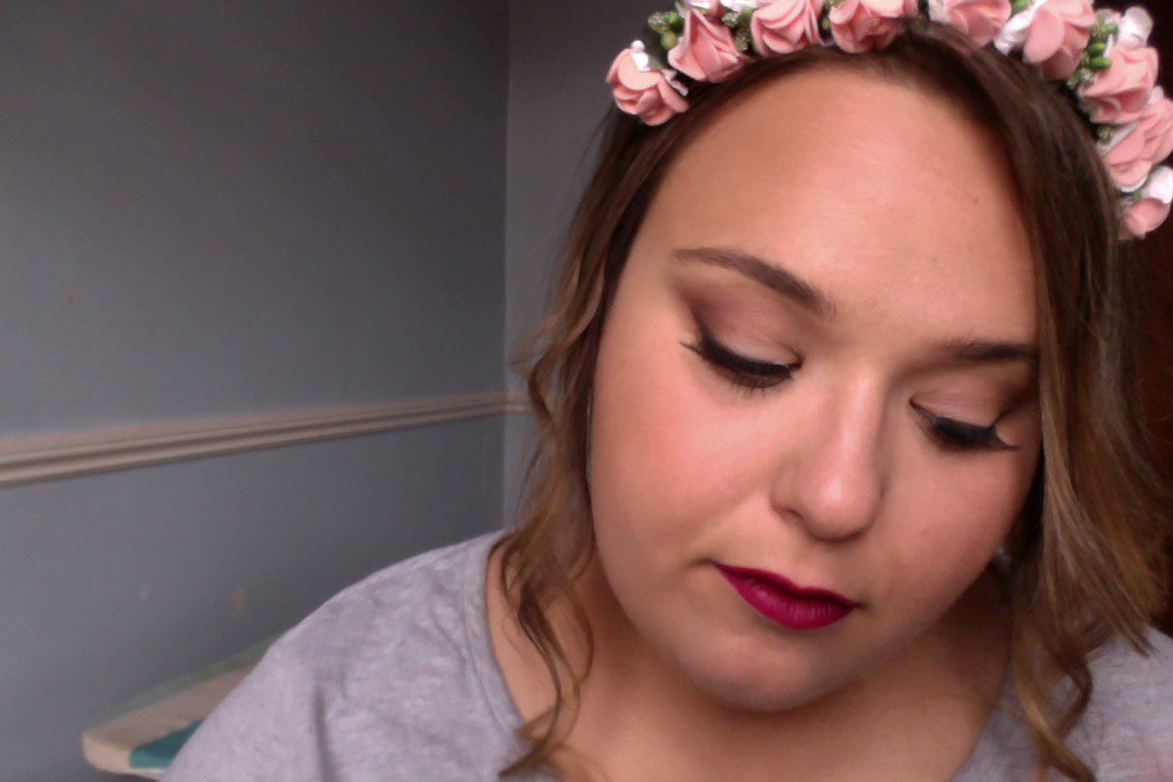 missameliaxo's tweet image. wedding season is here! #matteshadows #flowersheadband @MakeupGeek #boho @beautybay @NARS_makeup @NyxCosmetics