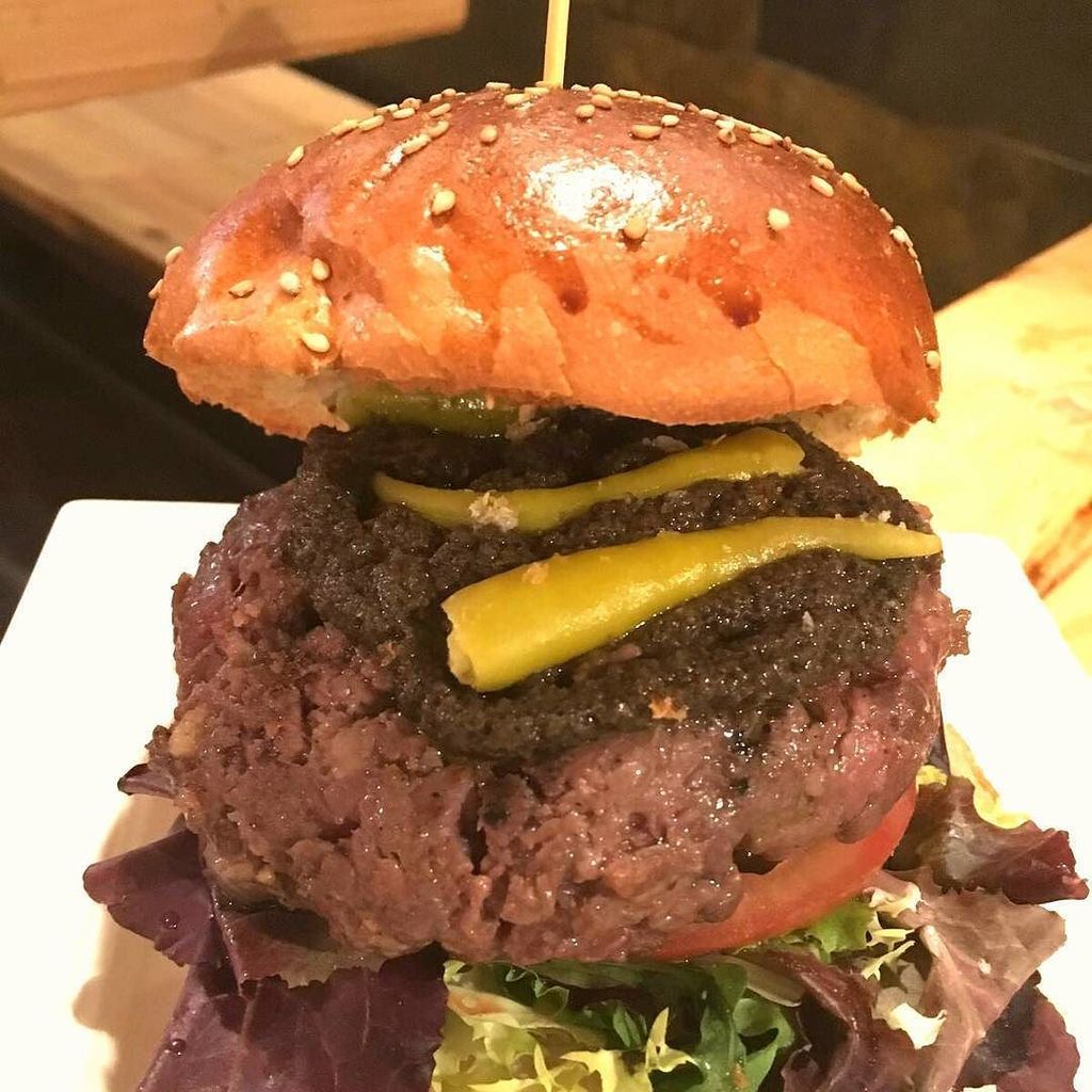 Esta semana en el blog os recomiendo <a href="/gobuburger/">gobu</a>  en #Madrid . Mucho más que hamburguesas espaciossecretos.com/2016/06/16/gob…