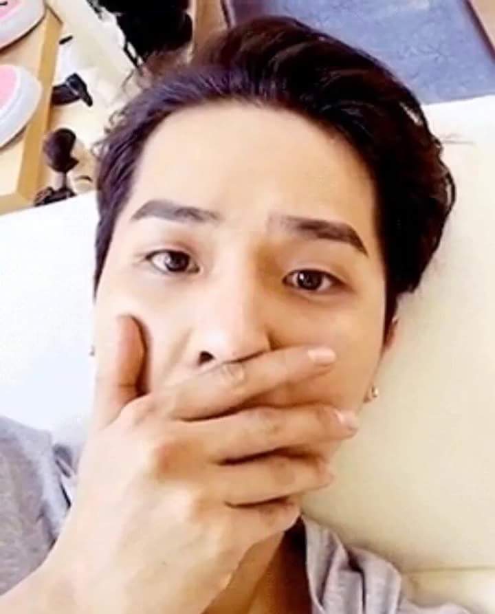 ClOBdZhUkAA7klr.jpg:large