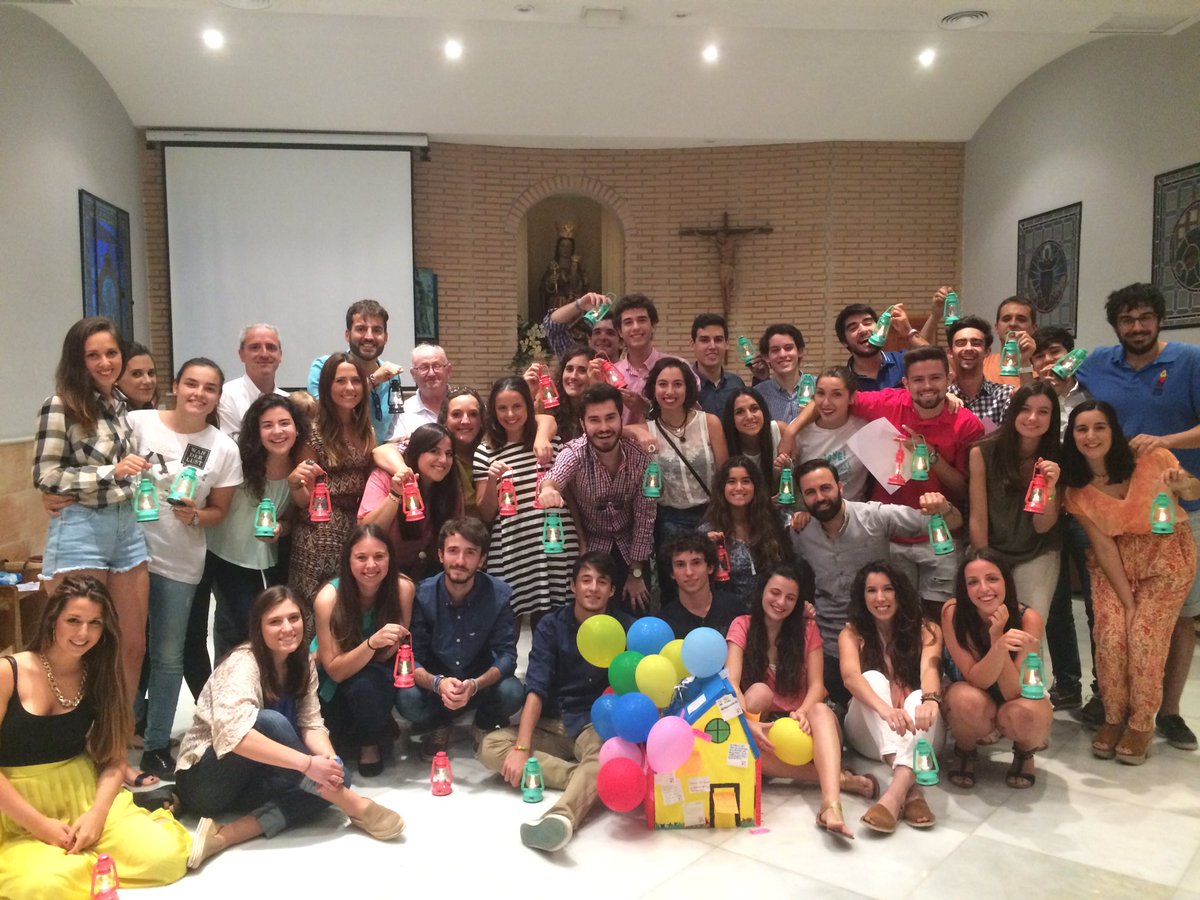 "Con vosotros, nos la jugamos" y para bien. Gracias, catequistas <a href="/GVXMalaga/">GVX Maristas Málaga</a> por seguir #DandoVida #masqueaulas