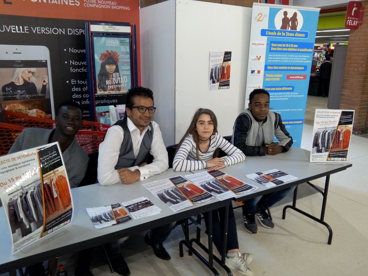 E2C95's tweet photo. Dernier jour - collecte @3fontaines venez nombreux pour notre collecte de vêtements #Projet #Solidaire #formation https://t.co/BI8h2NYrHJ