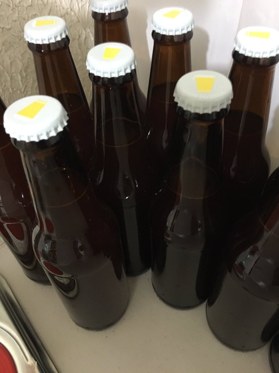 CRMicrobrew's tweet image. Pedido especial Pilsner 7.8% esta "macha" los va a dejar de cabeza