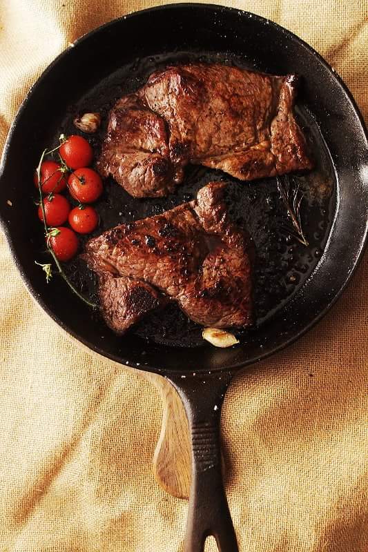 DevonMeatboxCo's tweet photo. Busy morning here at @DevonMeatboxCo Hq #FathersDay #SteakBoxes are flying out ! @DevonFoodHour @DevonFoodLovers https://t.co/Hg3CsvjdNe
