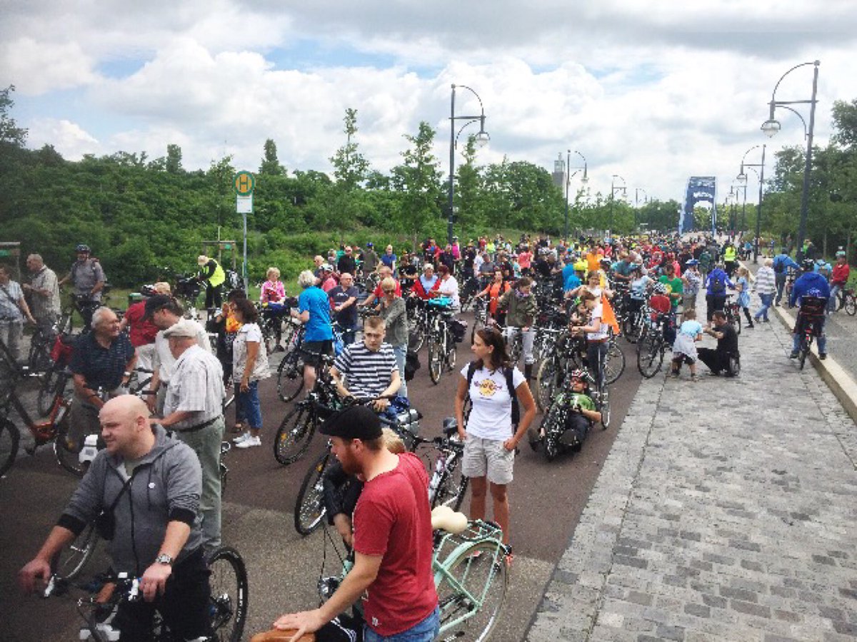 olliMD's tweet photo. #Fahrradaktionstag #FAT16 #FAT2016 (@ Sternbrücke in Magdeburg, Saxony-Anhalt) https://t.co/aJv2TE2DfH https://t.co/4JHx7rj1dm