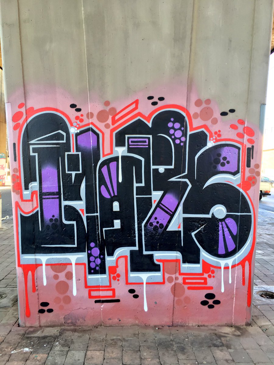 AkiAnastasiou's tweet photo. Did you know that Joburg has become the biggest destination for graffiti artists in the world @Tour2point0 #Newtown https://t.co/4YAcslk7XJ