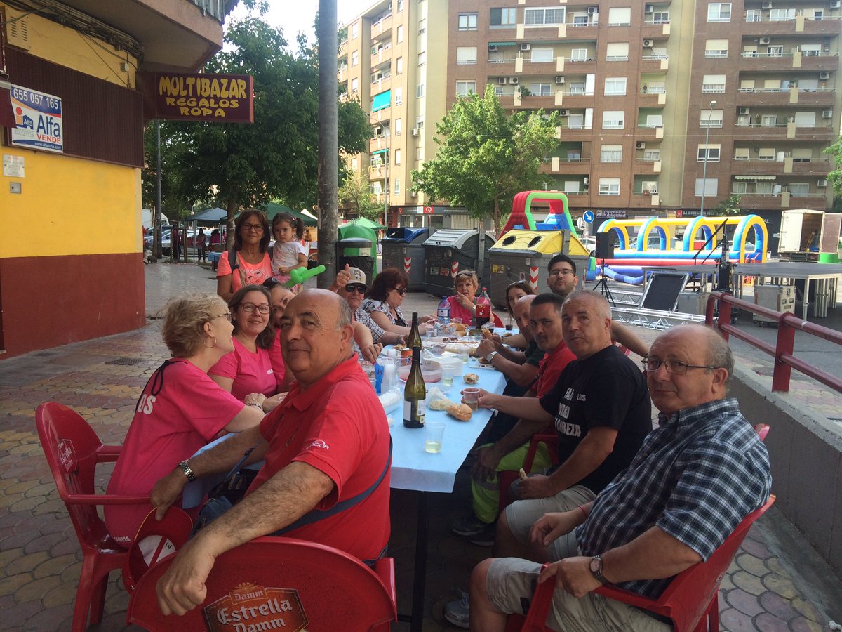 Cogiendo fuerzas para el día que nos espera!!!