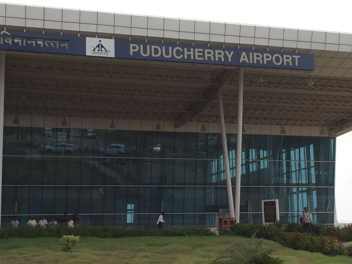 thekiranbedi's tweet image. Thanks to new Aviation Policy of GOI #Prosperouspuducherry may get its wings back.Min of Civil Aviation visiting Tom