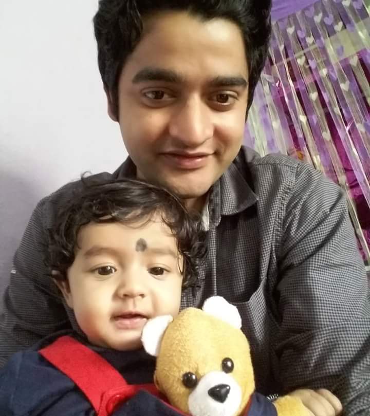 AshuSemwal01's tweet photo. #cute #mera #bhanja #myduplicate #relax #home #happy https://t.co/KZIVtroMQG