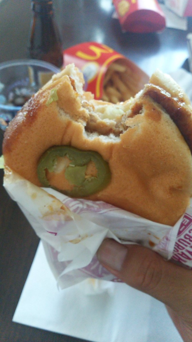 koiki0822's tweet photo. 裏ペーニョ
裏にペーニョがついてるギャグに爆笑しました(o^-')b !
#マクドナルド https://t.co/G28GsidDYF