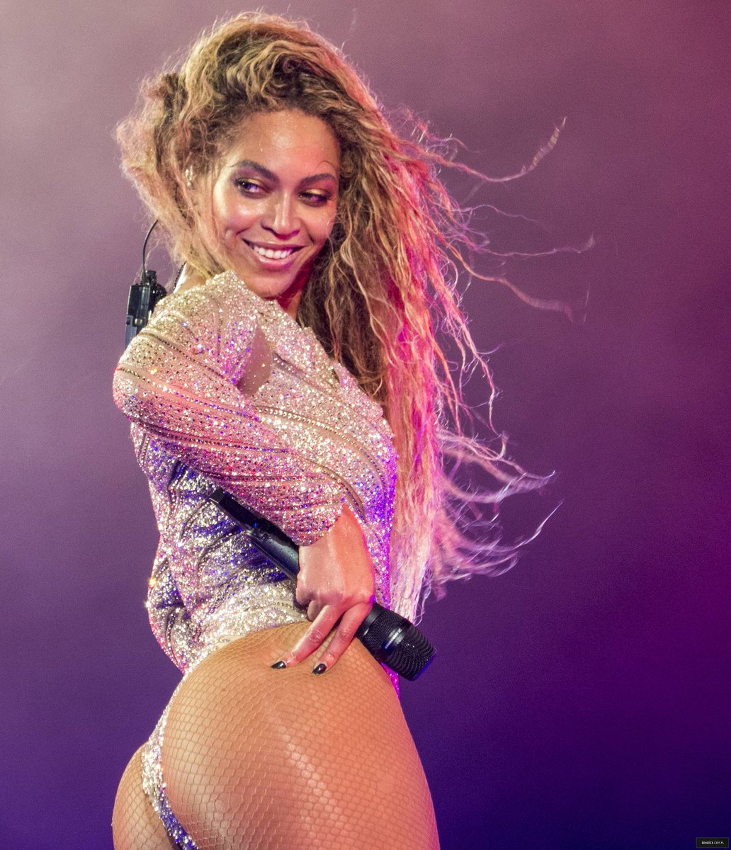 Celebrity's Boxer: Beyonce'un Sexy Turnesi HQ http://celebboxer.b...