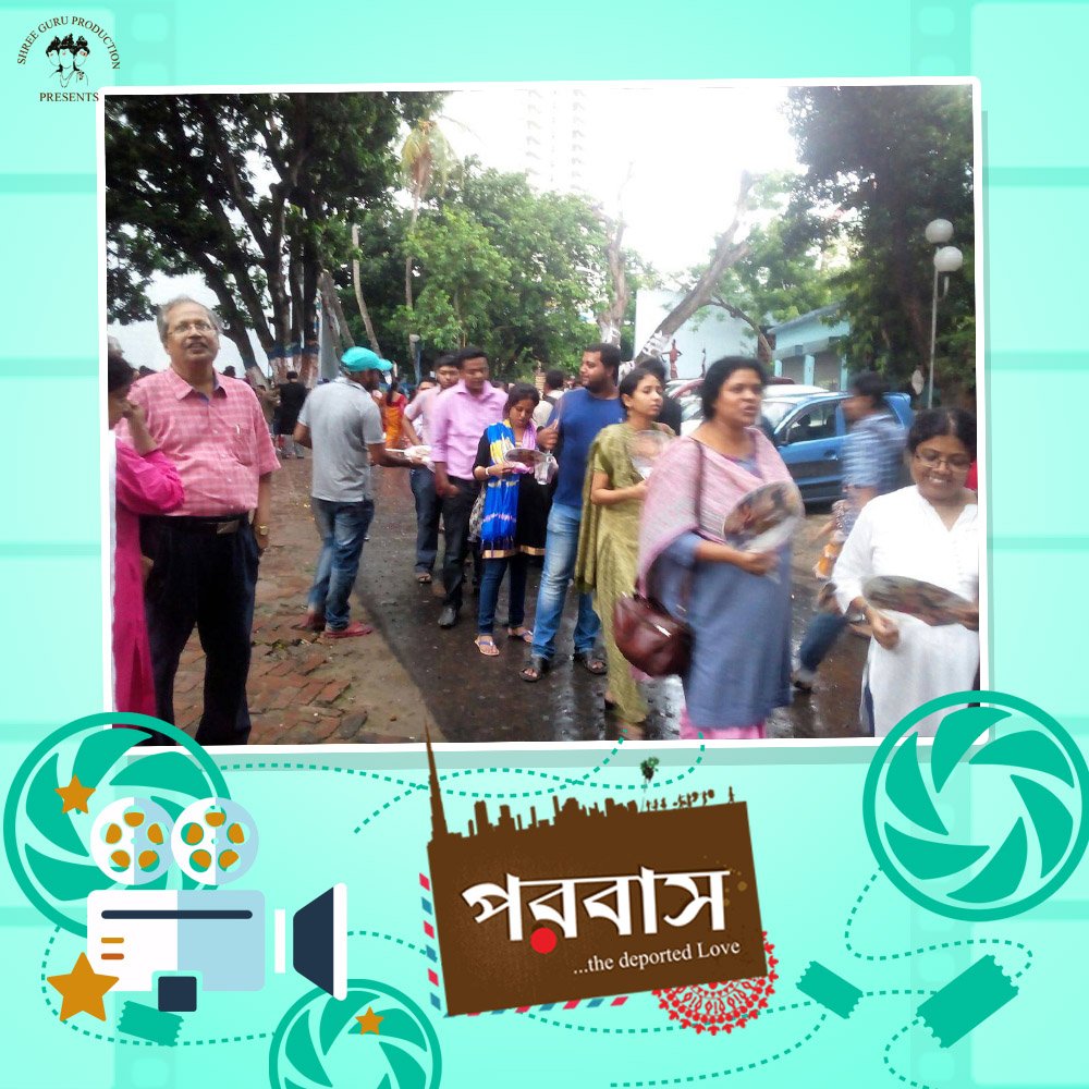 parobash's tweet photo. Queue outside Nandan ticket counter.
Watch #Parobash at Nandan at 4:00 pm. https://t.co/XV19Lp8LeG