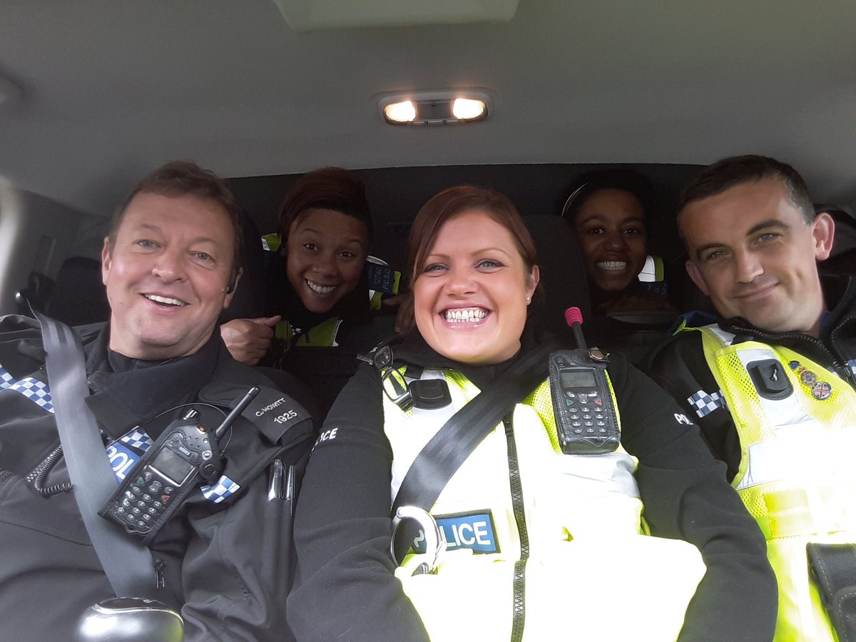 LongEatonSNT's tweet photo. The gang all ready for #LongEaton #Carnival.  #teamworkmakesthedreamwork https://t.co/12ysVsxH25