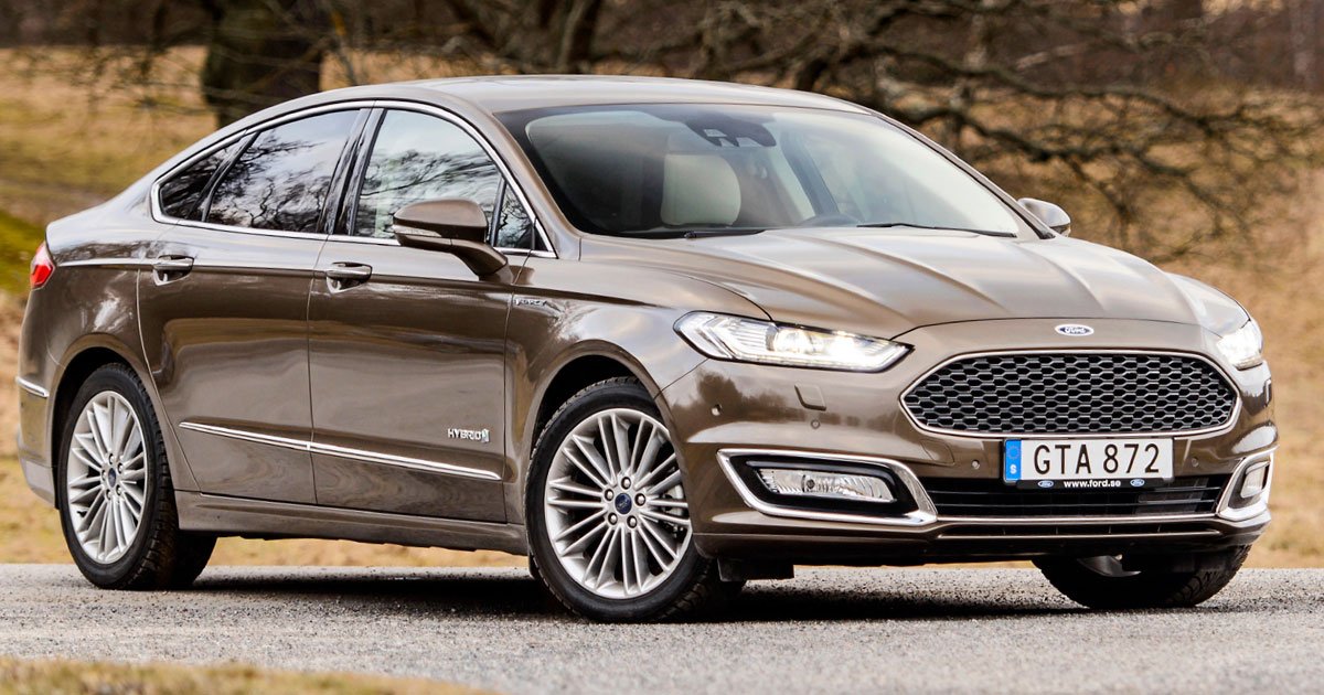 PROVKÖRT: Första Forden med hybriddrift ✔ Så bra är den #PlusBil aftonbladet.se/bil/article228…