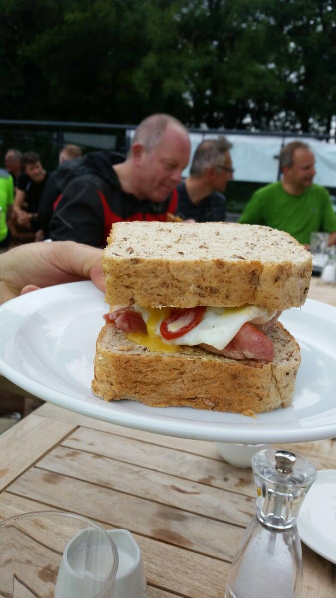 OaksBlokes's tweet photo. @chriscmitchell @teal_cafe it looked great! https://t.co/Z8NS0rqwDO