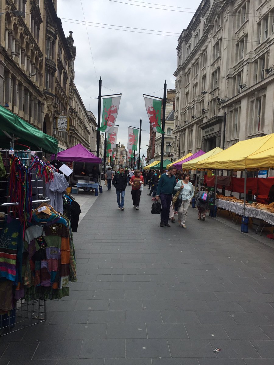 StMaryStMarket's tweet photo. Here all day #vintage #streetfood #officialmerch #fairtrade https://t.co/2s7682nFXI
