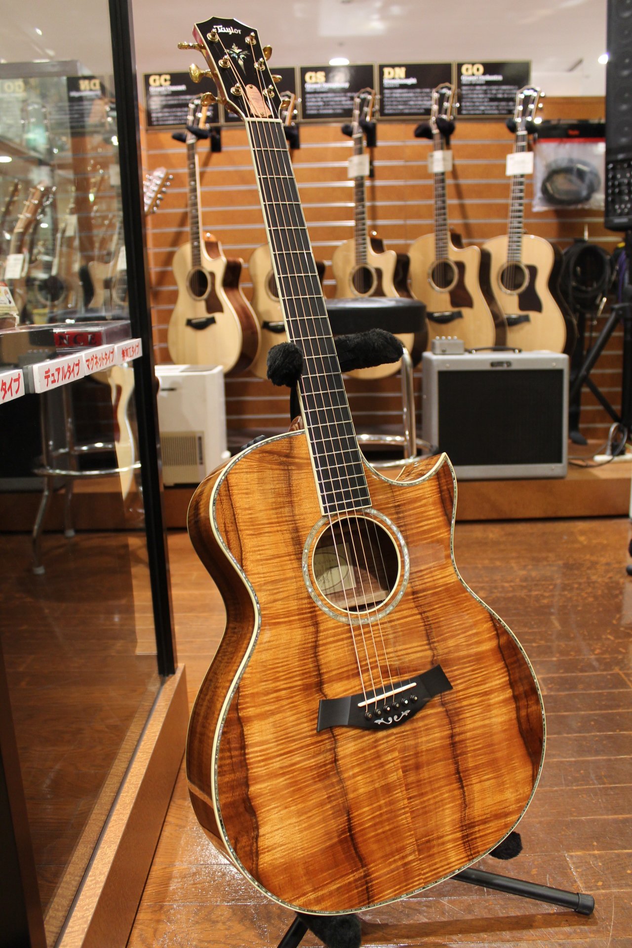 Ginza Guitar Garden (山野楽器 本店) on X: 