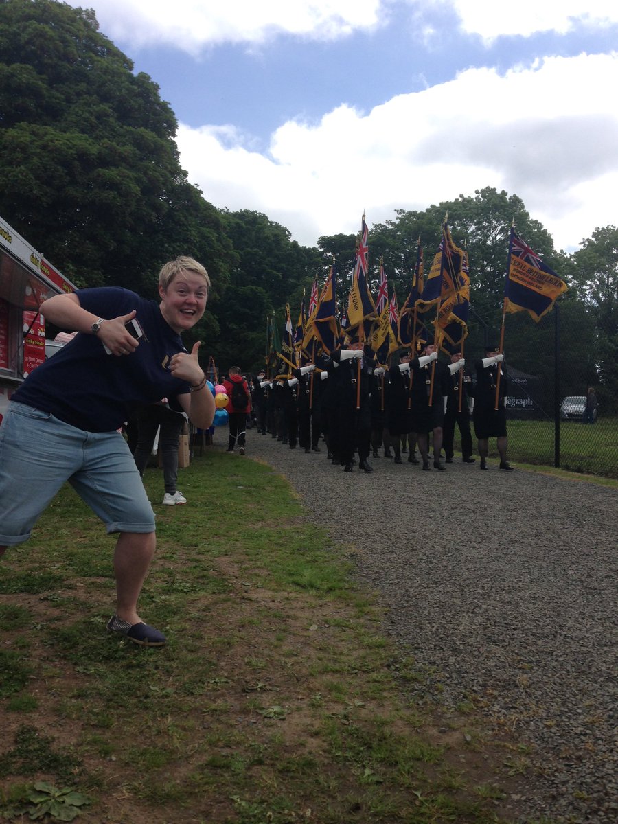 NIVeteranStudy's tweet photo. @DrEmmaJWalker is excited about the parade! Come visit us at the #NIVeteranStudy stall https://t.co/1RyBelZ8hz