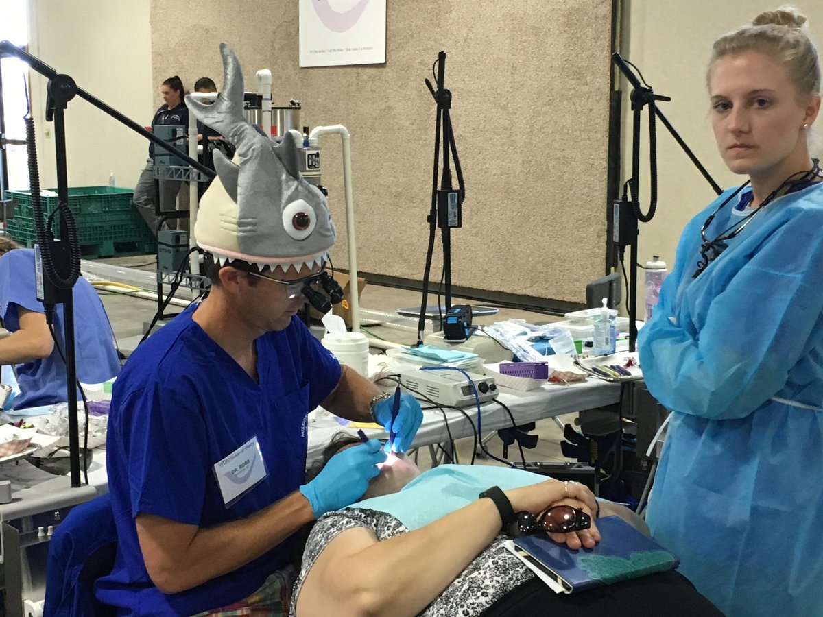DeltaDentalWI's tweet photo. "Approximately 1,000 patients will be seen each day on a first-come, first-served basis." #WDAMissionofMercy https://t.co/21WUsFsEer