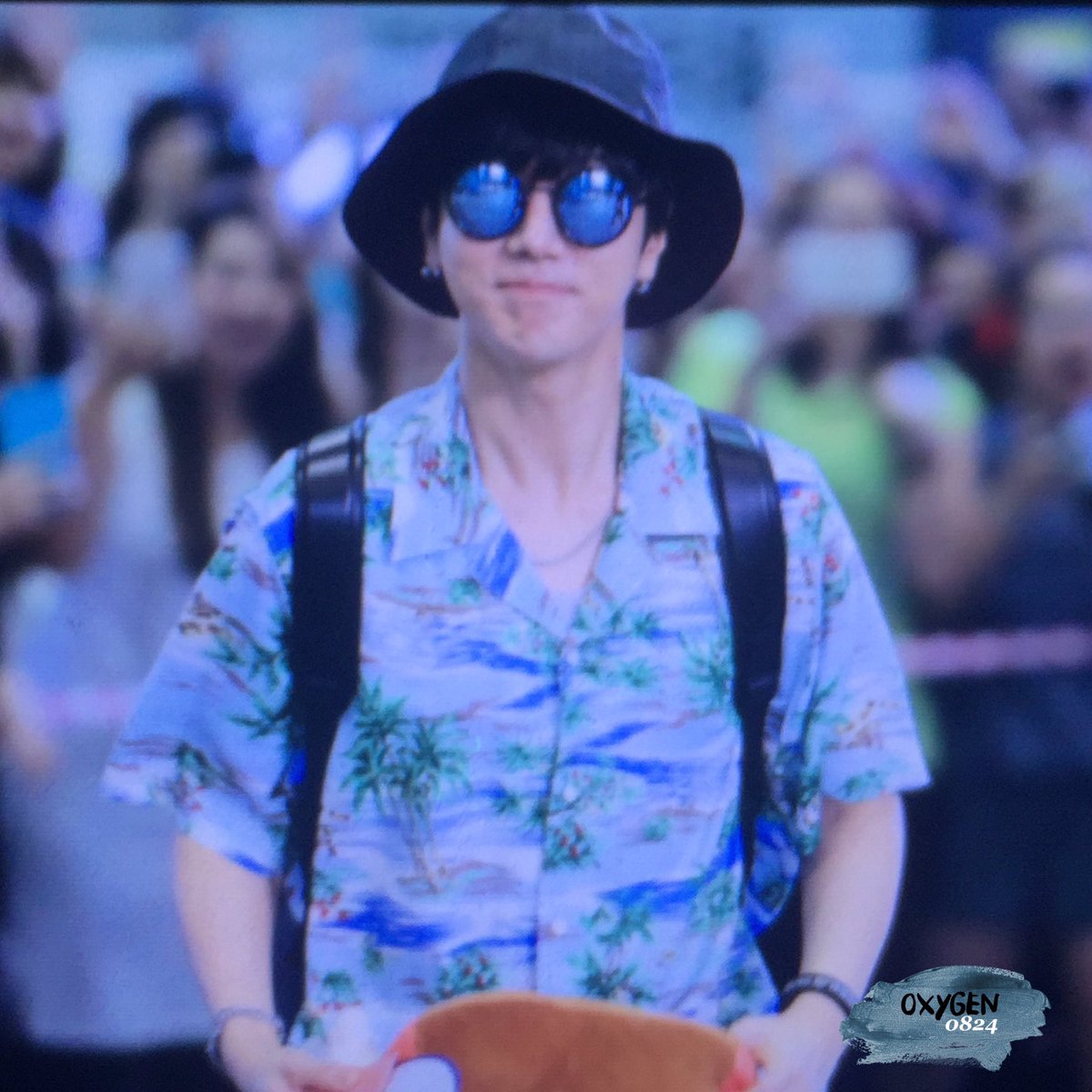 oxygen0824's tweet photo. 160618 @shfly3424 #예지트 퇴근 preview #김종운 #yesung #예성 #KimJongWoon https://t.co/N2VTT9xbP4
