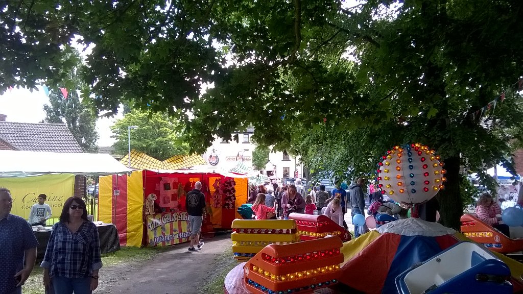 Great sounds and smells! <a href="/HorburyFayre/">Horbury Street Fayre</a> #hungry