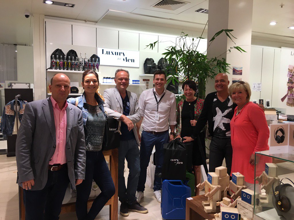pwitsenburg's tweet image. Dagje Pop-Up Shoppen in Maastricht bij #Luxuryformen @DriesBoven