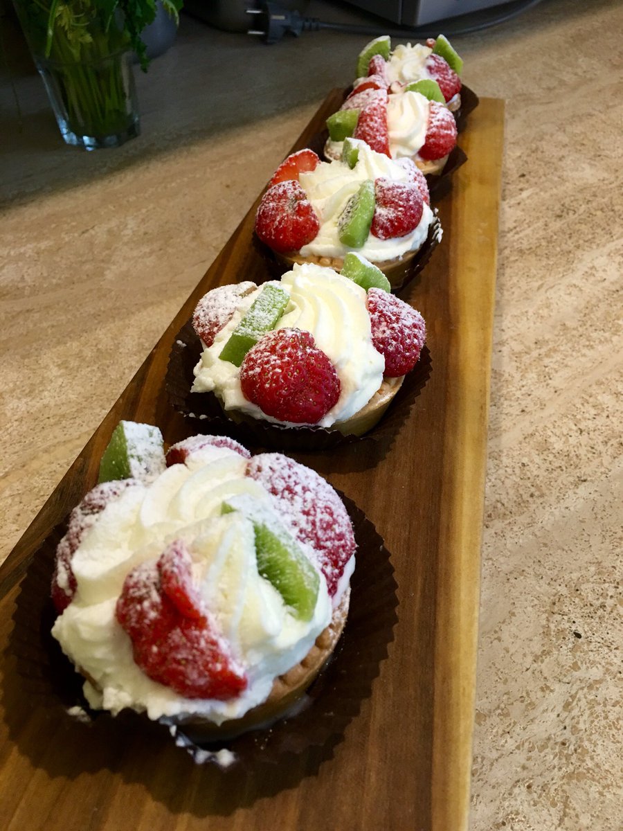 PultCaffe's tweet image. #euro2016 gustando prelibatezze e tifando la nostra nazionale!