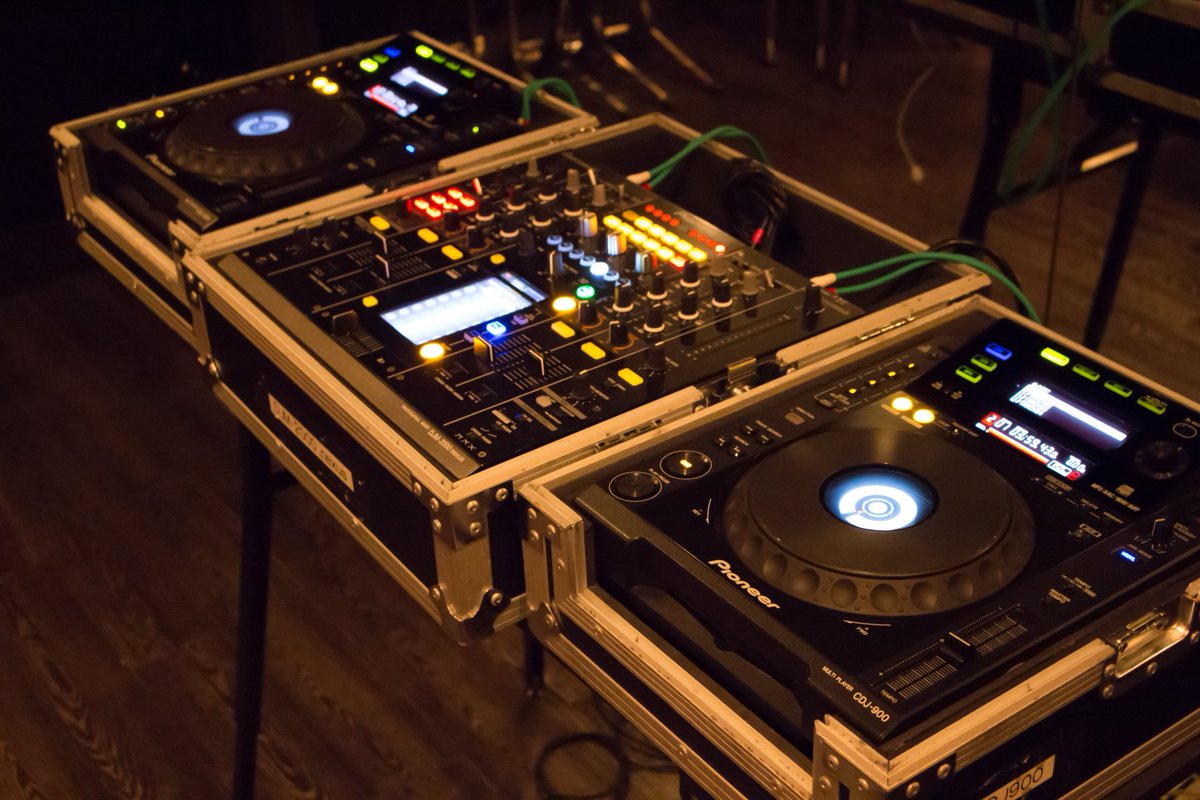 サウンドスタジオノア高田馬場店 Dj機材の選択肢が増えました 新しく Pioneerのdjm 00nexusとcdj 900が仲間入り 写真のsetで1時間のお値段 1100 税抜 Djカモン Studionoah 馬場ノア Dj Cdj サウンドスタジオノア高田馬場店 Dj機材の選択肢が増えました 新しく Pioneerのdjm 00nexusとcdj 900が仲間入り 写真のsetで1時間のお値段 1100 税抜 Djカモン Studionoah 馬場ノア Dj Cdj