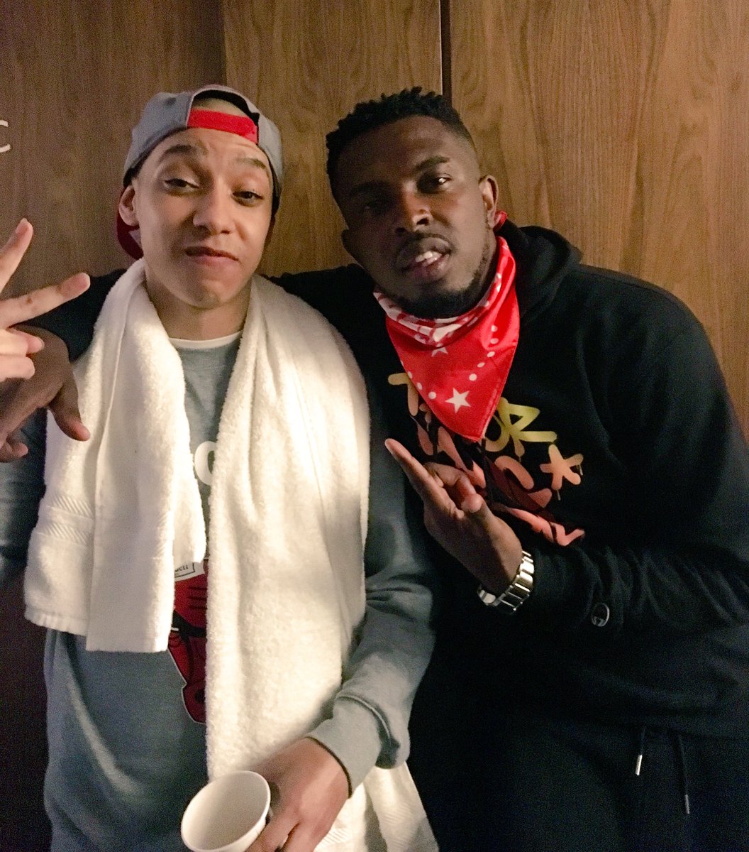 MrPlay's tweet photo. It's only right PLAY had to holla at KID.

Big up @IceKidxi #RedbullCultureClash https://t.co/92tkpI5Sga