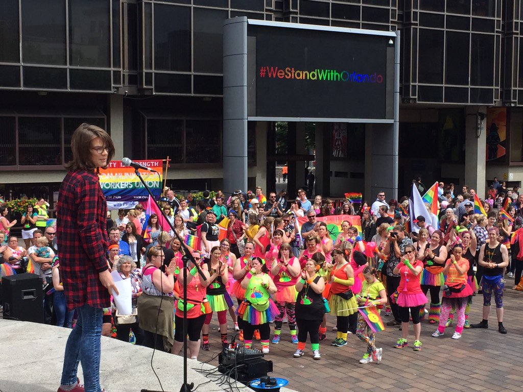 TomCotterillX's tweet image. Portsmouth is standing proud with Orlando! #PortsmouthPride