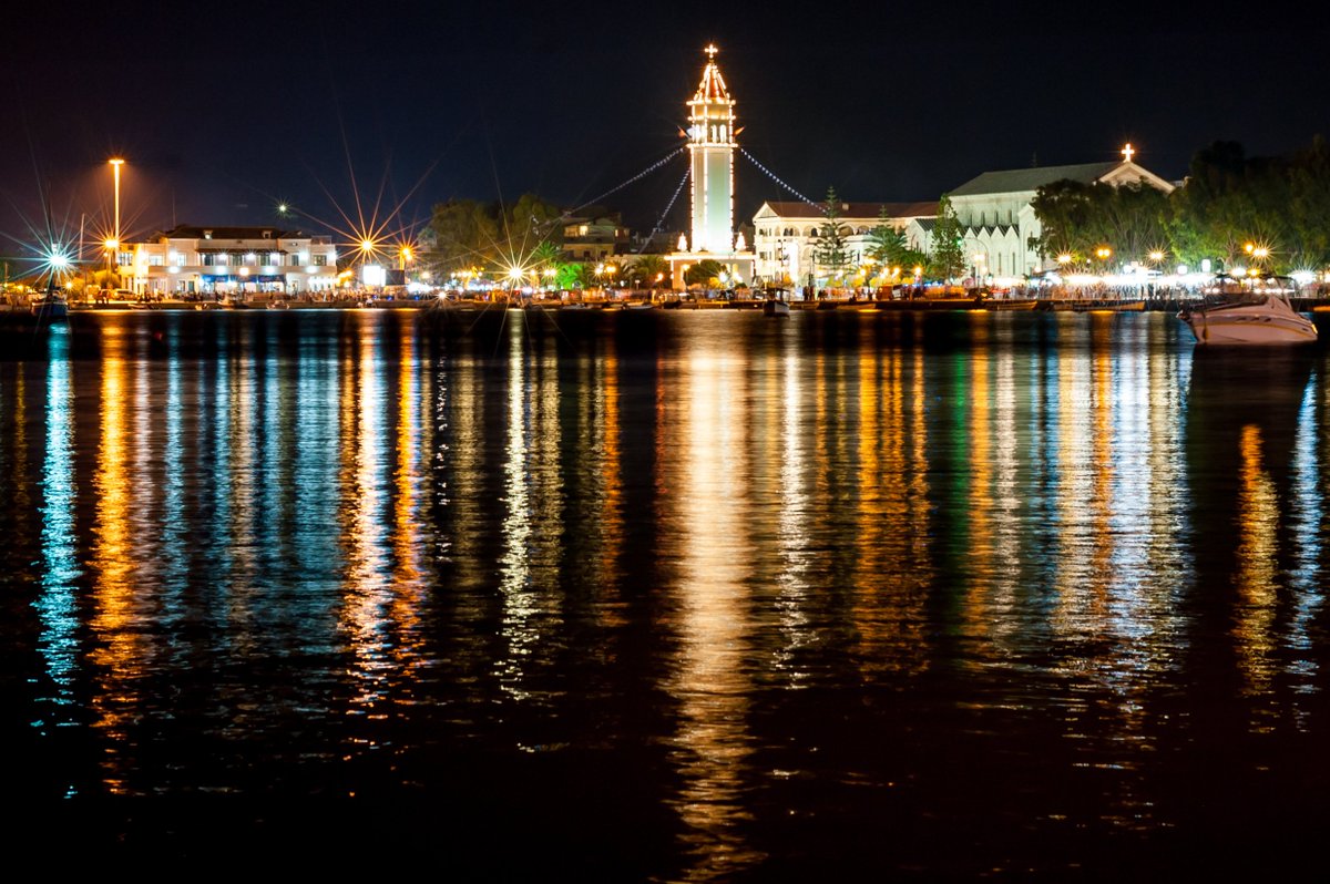 Zante Town at night #greekholidays #travelgreece # visitgreece #lovegreece #zante - ow.ly/zIHQ301oaIU