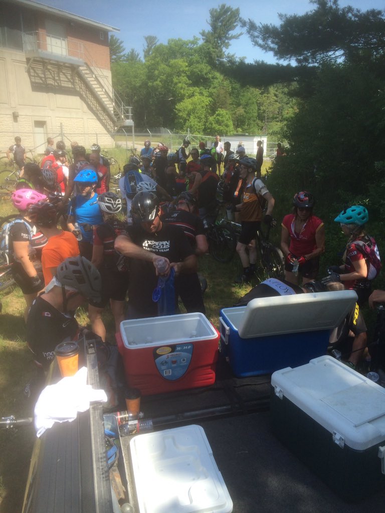 TPMBC's tweet image. Water station 1.... #tpmbcepicride