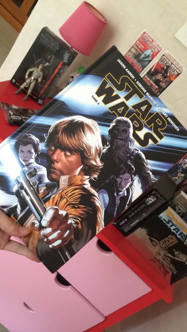 louxahsoka's tweet photo. Tome 2 du comics sur Luke 😊 👍🏾@paninicomicsfra @starwars #starwars #comics #luke #starwarscomics https://t.co/AxImpBa4v3