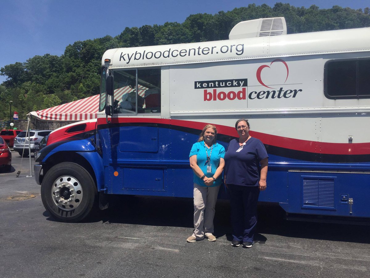 HutchChevrolet's tweet photo. Blood Drive @ Hutch Chevrolet Today! Stop by and help save a life with your donation! #blooddrive #hutchchevrolet https://t.co/sVNZnW9MQX