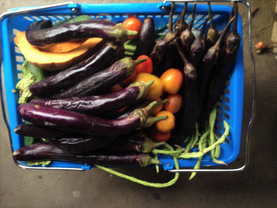 FOR_ASEAN's tweet photo. #HowTo #FoodRescue Check your stores, markets, food stalls, bakeries. Do they have excess but edible food? #YSEALI https://t.co/x8CloMSsrg