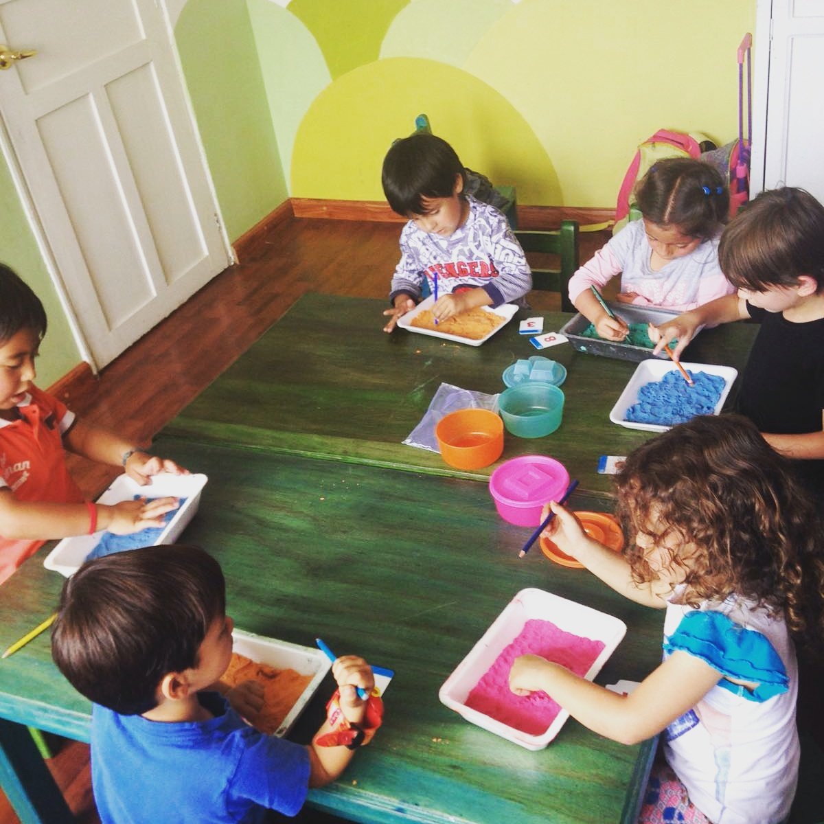 sosecolequito's tweet image. Recibe descuentos en los programas vacacionales de SOS école! Premiando  a los niños! T. 09 85 53 56 69